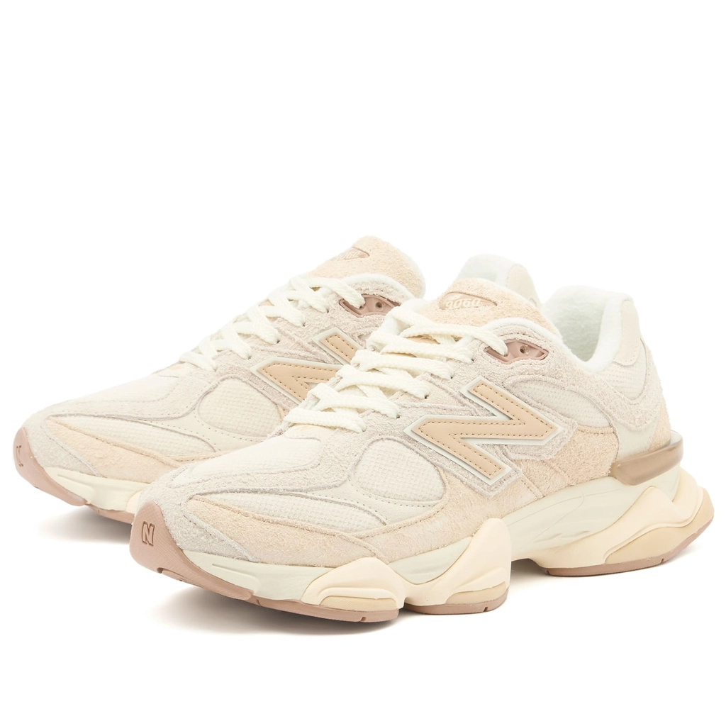 New Balance 9060 Sneaker Bisque